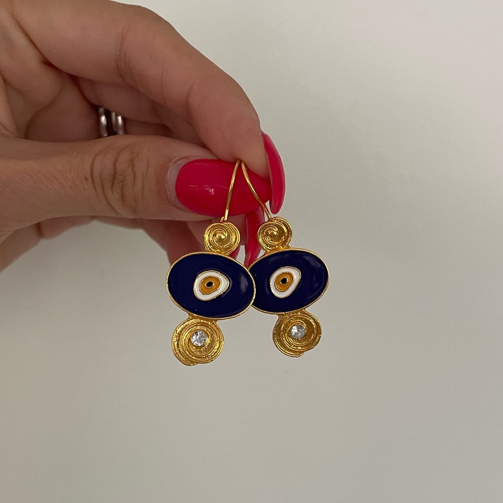 Evil Eye Gold Minimalist Earring - Picture 4 of 8